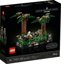 Load image into Gallery viewer, LEGO STAR WARS Endor™ Speeder Chase Diorama
