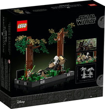 Load image into Gallery viewer, LEGO STAR WARS Endor™ Speeder Chase Diorama
